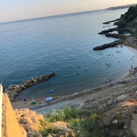 Aparthotel Capo Rizzuto 2 3* カーポ・リッツート